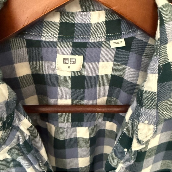 Uniqlo Plaid Flannel Women’s Button Up Long Sleeve Shirt Size Medium 100% Cotton - Picture 2 of 6
